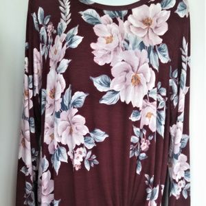 ***NEW***   Plus Size Burgundy Floral Knot Top